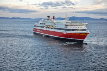 Fjord Lines anden cruisefærge leveret før tid 